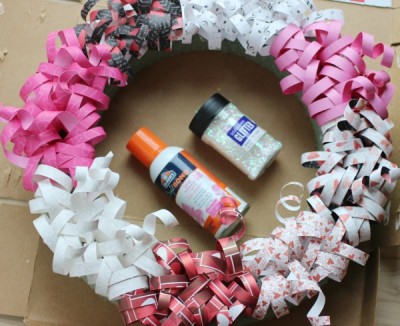 Valentines-Wreath-DIY by faithfullyfree