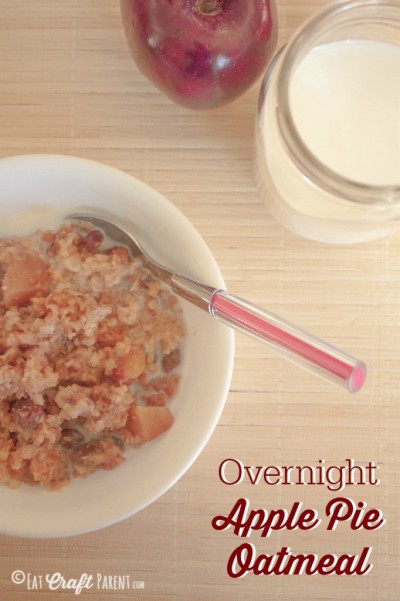 Overnight-Apple-Pie-Oatmeal