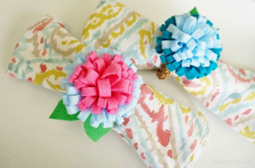 DIY-Felt-Flower-Napkin-Rings